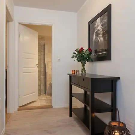 公寓 乌斯特达雷利特度假酒店 *