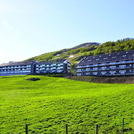 乌斯特达雷利特度假酒店 公寓 *